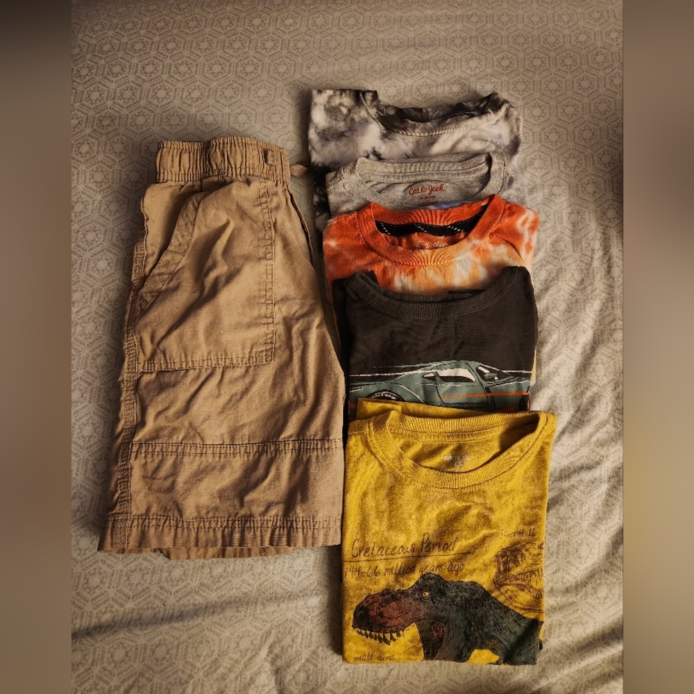 Kids T-Shirts with Cargo Shorts Bundle, S/M